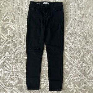 DL1961 *Ankle cropped* Women’s black jeans